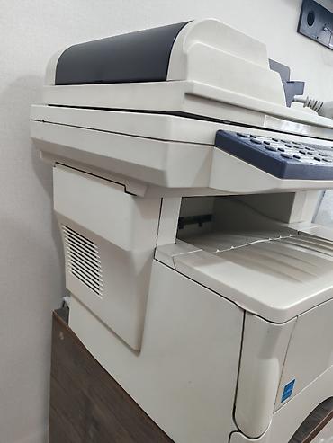 Ofis avadanlığı: Kserikopiya aparati wifili. Heçbir problemi yoxdu. Tel vasitəsilədə — 2