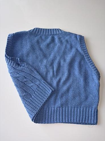 Ətəklər: Ağ köynək stradivarius s Ulduzlu köynək terranova m Göy jaket calliope — 2