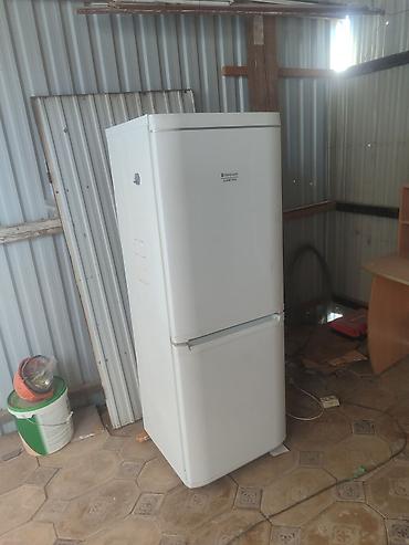 Холодильники: Холодильник Hotpoint-Ariston, двухкамерный, с нижней морозильной — 1