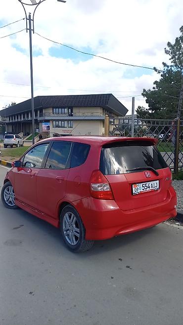 Honda Fit: 2006 г., 1.4 л, Вариатор, Бензин, Хэтчбэк