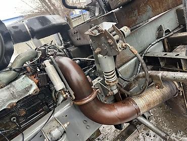 Другой строительный транспорт: Самосвал HOWO (CNHTC), красный, колесная формула 6x4. Основные — 3