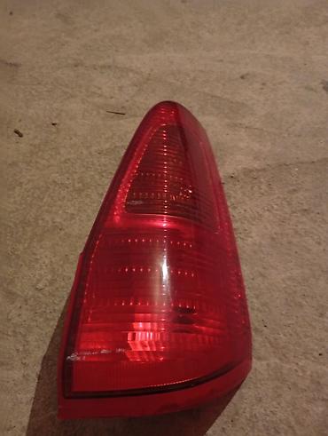 led свет: Задний фонарь Nissan Sirena (левый) для автомобиля - Тип детали — 2