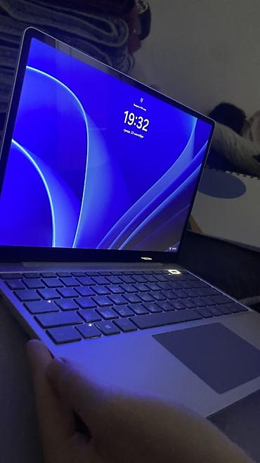 Ноутбуки Microsoft: Ноутбук Microsoft Surface Laptop (серия Surface, алюминиевый корпус — 1