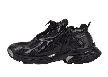 обувь 38 39: Balenciaga Runner sneakers цвета: ⚪⚫🟤🟣🔵🟢🟡🟠🔴 размеры: все качество