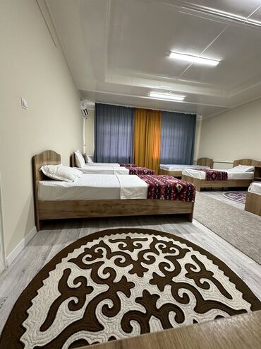 Посуточная аренда комнат: Уютный номер-студия с отдельным санузлом. Планировка и оснащение: - — 21