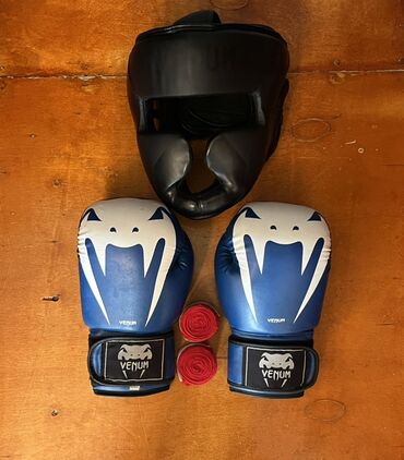 Перчатки: Boks/komanda döyüş idmanı dəsti - Şəffaf sahəli qapalı tip başlıq