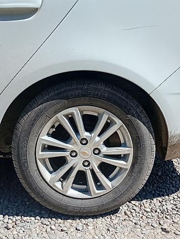 r15 şin: Cevrolet Cobalt r15 diskle birlikde tekerler 5 gunun tekerdi ideal — 3