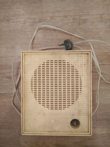 предмет офисной мебели: Продаю советское сетевое радио