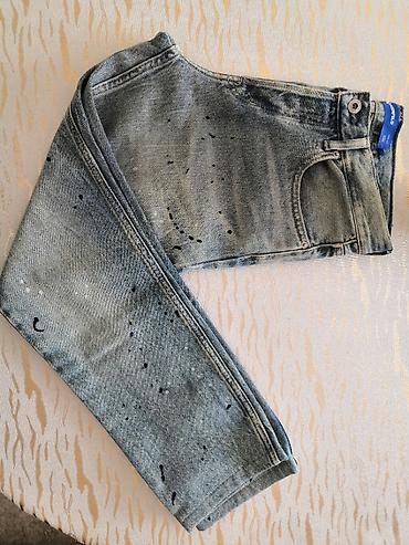cins: "Karl Lagerfeld Jeans"brendinin cinsi. Yenidi geyinilmiyib.Ölçü — 4