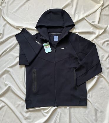 nike 37: Мужской спортивный костюм, XL (EU 42), Nike, Новый