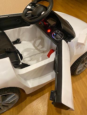 Uşaq üçün elektrik maşınları: 🚗 Uşaq maşını satılır Az istifadə olunub, çox səliqəli və tam işlək — 3