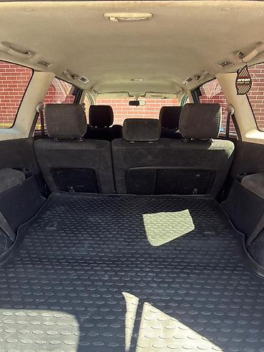 voxy noah: Toyota Ipsum: 2004 г., 2.3 л — 7