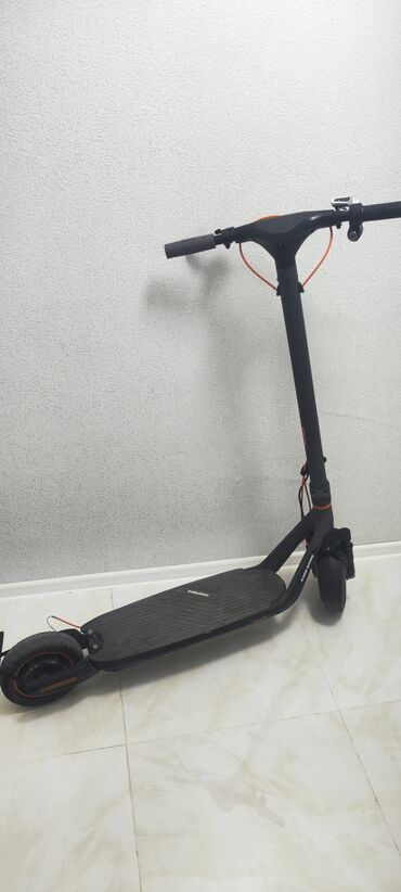 Velosiped ehtiyyat hissələri: İşlənmiş Elektrik samokat 9", 751 - 1000 Vt, > 45 km/s, Ünvandan götürmə