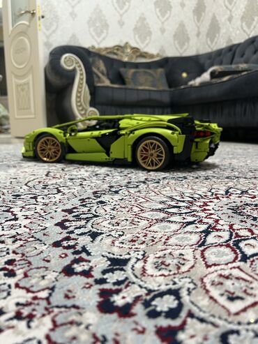 Игрушки: Продаю lego Lamborghini Sian из 3695деталей, рамер 60/25 🫣😱 в