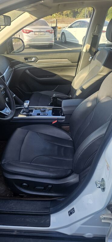 Другие автомобили: HAVAL H6 • белый кроссовер Основные характеристики: - Кузов — 10