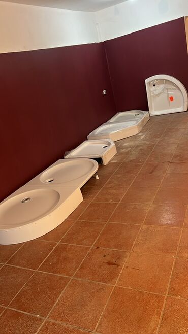 Duş poddonları: Künc duş ləyənləri – akril materialdan Məhsul təsviri: - Forma: künc — 7