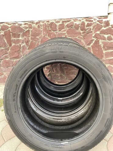 зимняя шины: Б/у Летние шины 235/55R20
Цена 3000 за штуку 
Общий 4 штуки