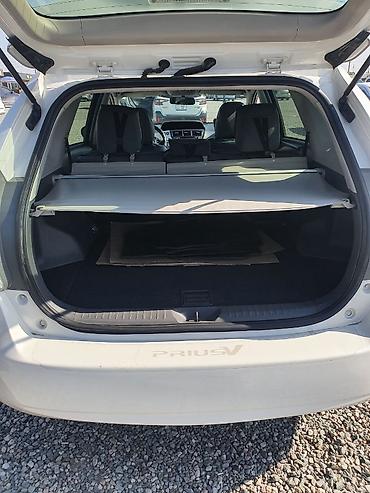 Toyota: Toyota Prius V: 2013 г., 1.8 л, Вариатор, Гибрид, Универсал — 2