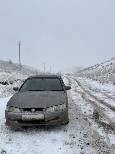 акорд 2: Honda Accord: 2002 г., 2 л, Автомат, Бензин, Седан