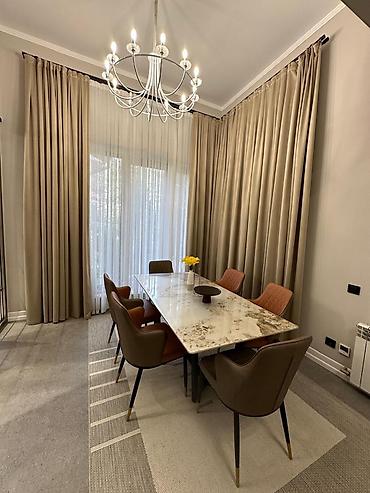 Продажа коттеджей и домов: Предлагается к продаже двухэтажный дом, расположенный в ж/м Ынтымак — 8