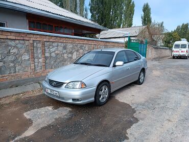 Toyota: Toyota Avensis: 2001 г., 1.8 л, Автомат, Бензин, Хэтчбэк