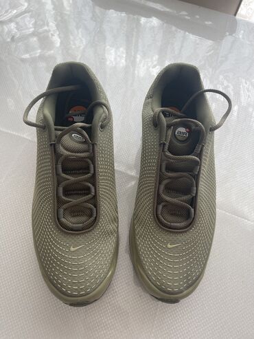 nike qaçış üçün qadın krossovkaları: Nike Air Max 🔸 ABŞ-dan gətirilib, orijinal və yenidir. 🔸 Ölçüsü: 45.5