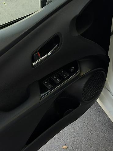 дрифт проект: Toyota Prius: 2016 г., 1.8 л, Вариатор, Гибрид, Хэтчбэк — 8