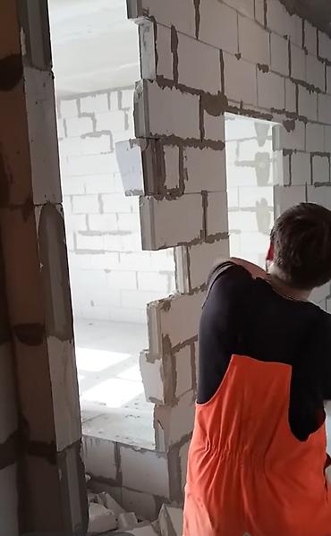 Демонтаждоо иштери: Демонтажные работы “под ключ” - Снос перегородок из газобетона — 3