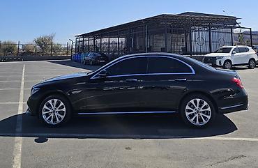 Продажа авто: Mercedes-Benz E-Class: 2019 г., 2 л, Автомат, Бензин, Седан — 4