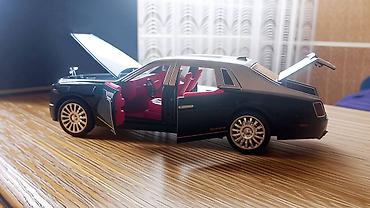 Autići: Nov model automobila Rols Rojs Fantom. Napravljen je od kvalitetne ABS — 5