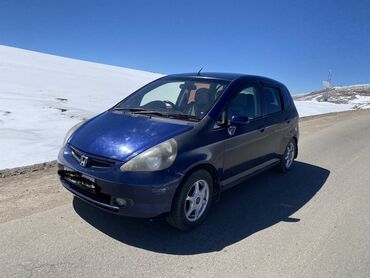 Honda: Honda Fit: 2003 г., 1.3 л, Вариатор, Бензин, Седан