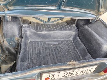 ВАЗ (ЛАДА): ВАЗ (ЛАДА) 2107: 2004 г., 1.5 л, Механика, Бензиновая, Седан — 1