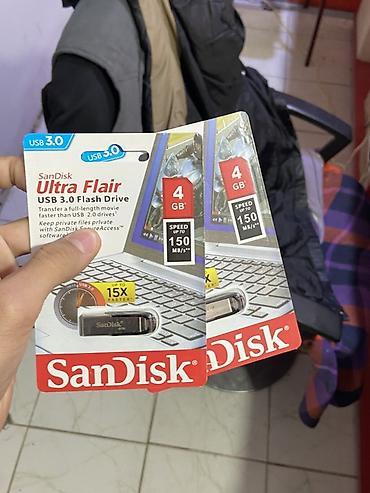 vətən kompüter: SanDisk Ultra Flair USB 3.0 fləş yaddaş - Tutum: 4 GB (paketdə iki — 1