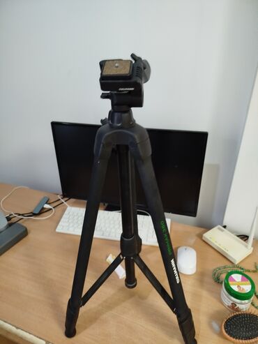 пленочный фотоапарат: Штатив Cullmann Primax 380 для Фотоаппарата. Состояние нового, почти