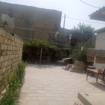 Həyət evləri və villaların satışı: Binəqədi qəs. 5 otaqlı, 110 kv. m, Kredit var, Orta təmir — 23