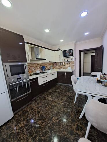 Yeni tikili: 3 otaqlı, Yeni tikili, m. Nəriman Nərimanov, 120 kv. m -da lalafo.az — 8 Yeni tikili: 3 otaqlı, Yeni tikili, m. Nəriman Nərimanov, 120 kv. m — 8