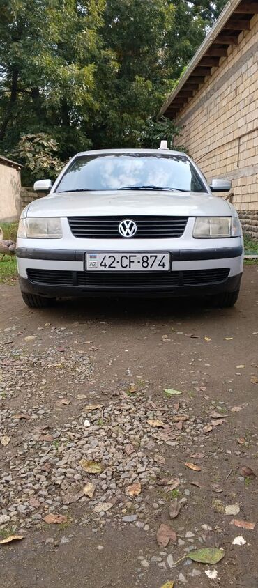 Продажа авто: Volkswagen Passat: 1.6 л | 1999 г. Седан