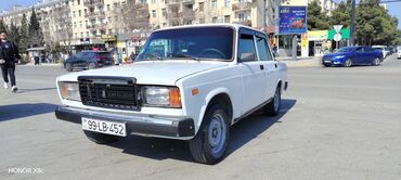 ilkin odenis 500 azn avtomobil: VAZ (LADA) 2107: 1.6 l | 2004 il 123456 km Sedan