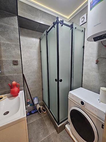 Душевые перегородки и ограждения: Душевая перегородка с двойным раздвижным механизмом — максимум — 8