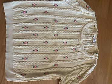 Dəstlər, kostyumlar: Her biri 5 azn — 6