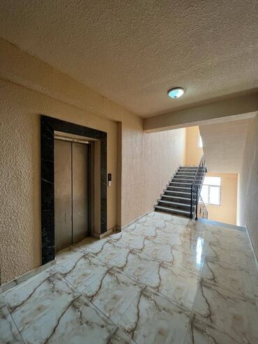 Uzunmüddətli kirayə mənzillər: Xirdalanda Sultan sadliq sarayinin ve 3 nomreli mektebin yaninda yeni — 4