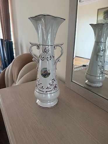 3d rucka: Bir vaza, Keramika — 1