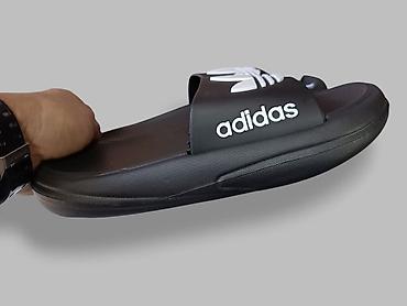 Sandale i papuče: Adidas papuče / 2026
(36-46)

Cena: 2400 din 🎀
US🤍 — 6