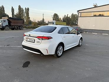 Toyota: Toyota Corolla: 2021 г., 1.8 л, Вариатор, Гибрид, Седан — 3