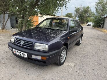 вента фолсфаген: Volkswagen Vento: 1995 г., 1.8 л, Механика, Бензин, Седан