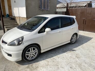 Honda: Honda Fit: 2004 г., 1.5 л, Вариатор, Бензин