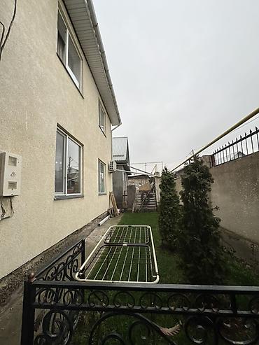 Продажа коттеджей и домов: Продается частный дом с благоустроенным двором и хозпостройками — 7