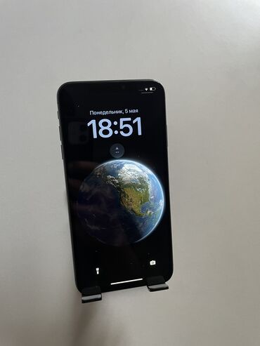 Apple iPhone: IPhone Xs Max, Б/у, 64 ГБ, Черный, Чехол, 77 %