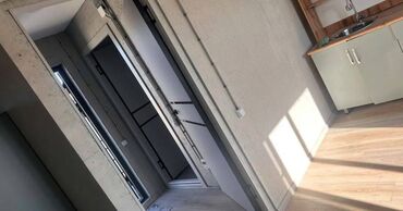 квартира в маевке: 1 бөлмө, Кыймылсыз мүлк агенттиги, Чогуу жашоосу жок, Жарым -жартылай эмереги бар
