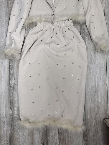 Айымдардын кийими: Элегантный женский комплект в светлом бежево-молочном оттенке — 2
